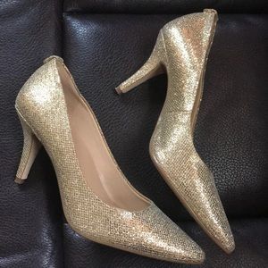 Michael Kors Gold Shimmer pumps size 8